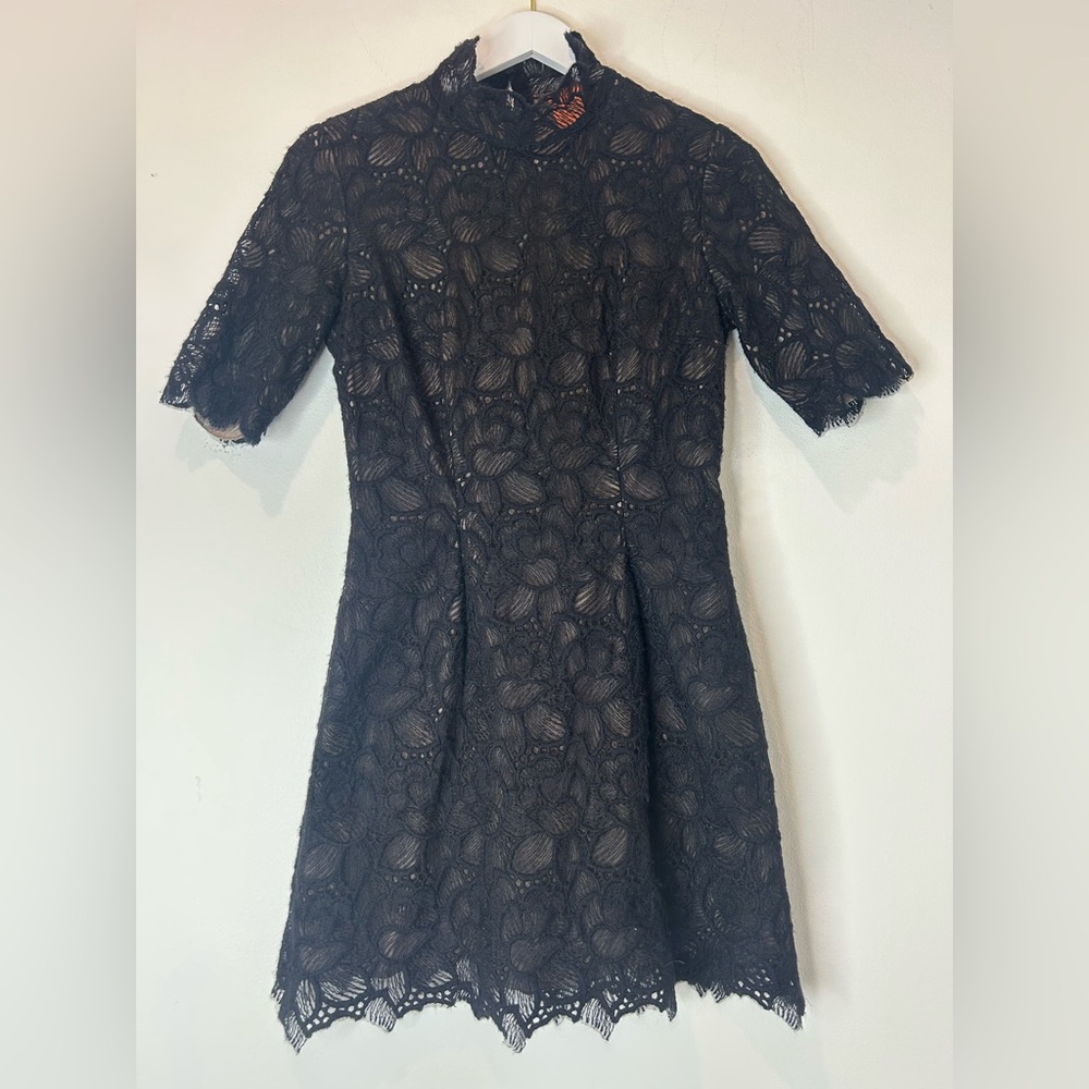 OLGA KAPUSTINA - Black Hand-Woven Lace Mini Short Sleeve Dress Size 6